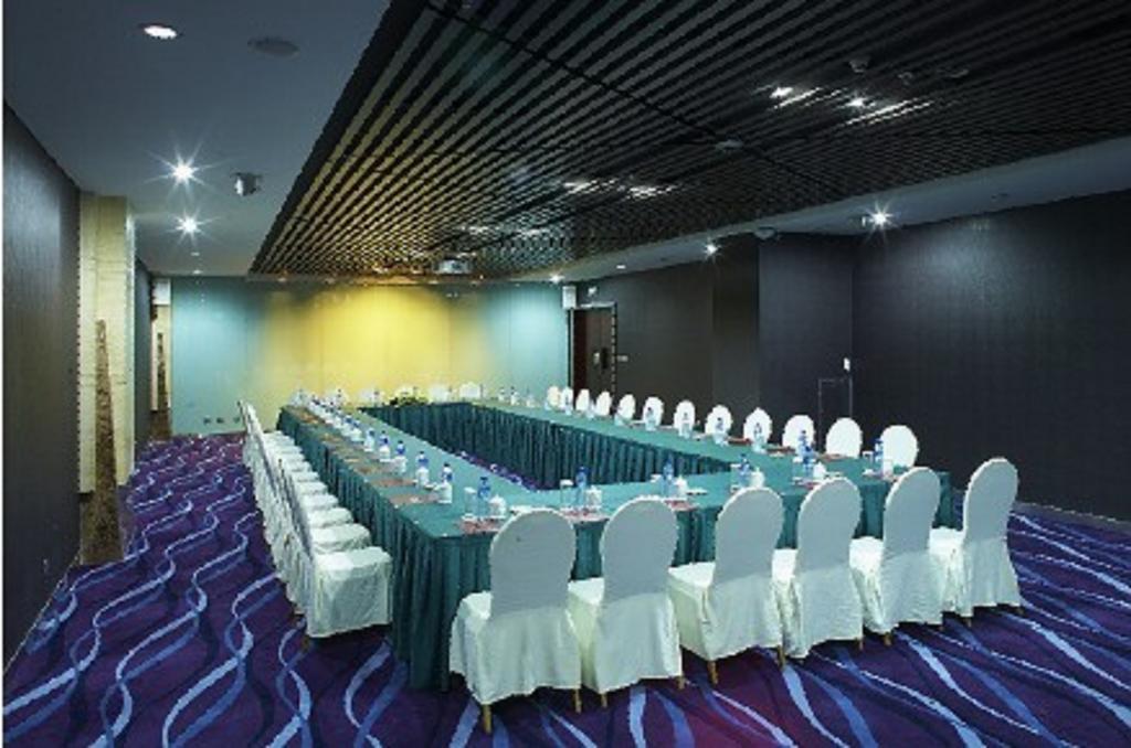 World Trade Hotel Taiyuan Exteriör bild